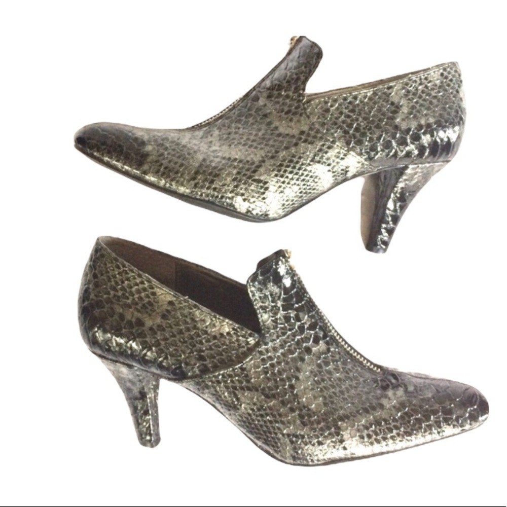 Faux Snakeskin Booties Heels 7.5​​
